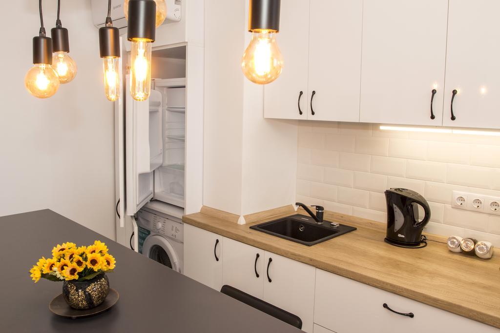 Studio L By Mrg Apartments Bukarest Exteriör bild